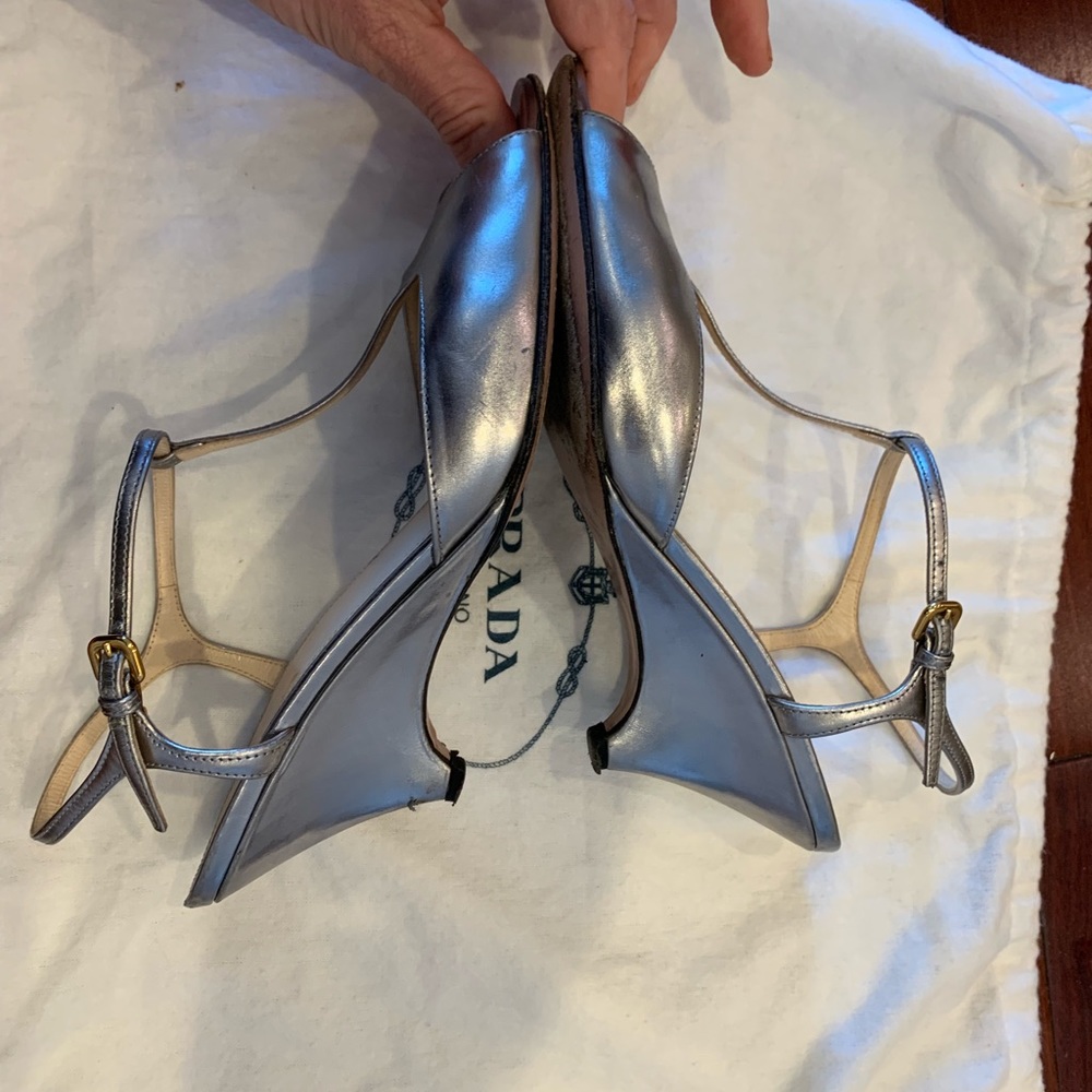 Prada peep toe Mary Jane metallic wedge sandals - Picture 5 of 8